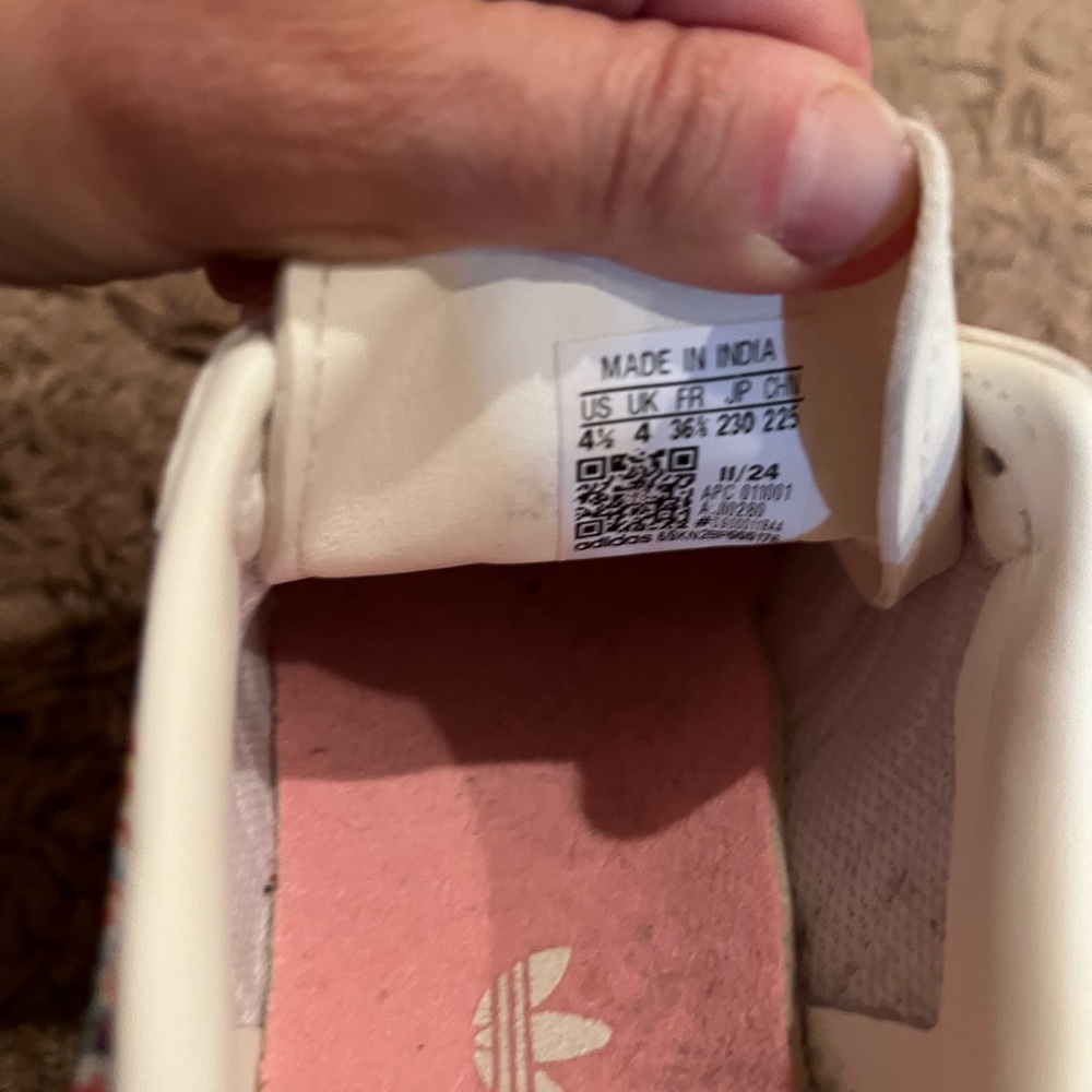 💐💐💐Adidas liberty London sambas💐💐💐